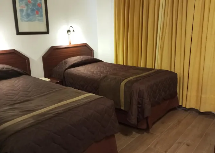 Hotel Alcala Del Rio